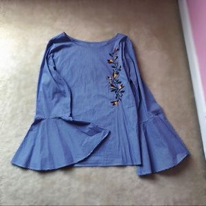 St. John’s Bay Blue Bell Sleeve Embroidered Top